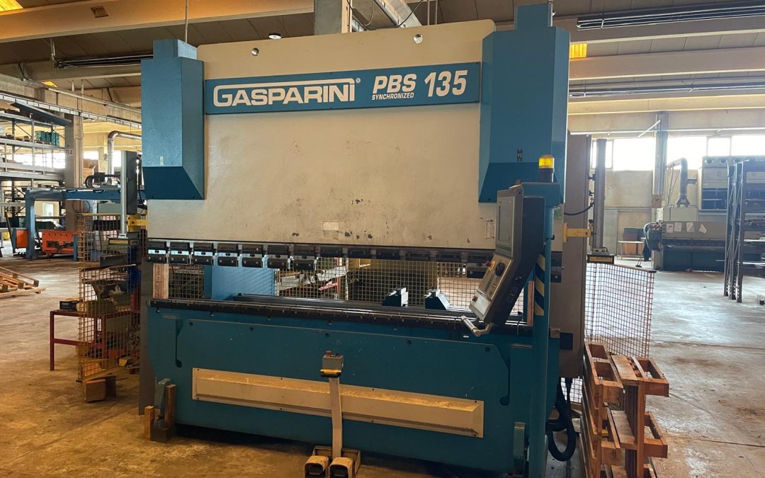 Piegatrice usata GASPARINI PBS 135/3000 cnc 6 assi