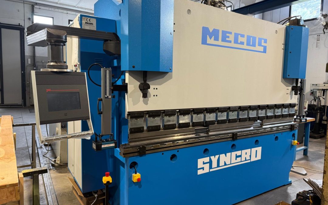 Piegatrice usata MECOS SYNCRO 100/3000 cnc 4 assi