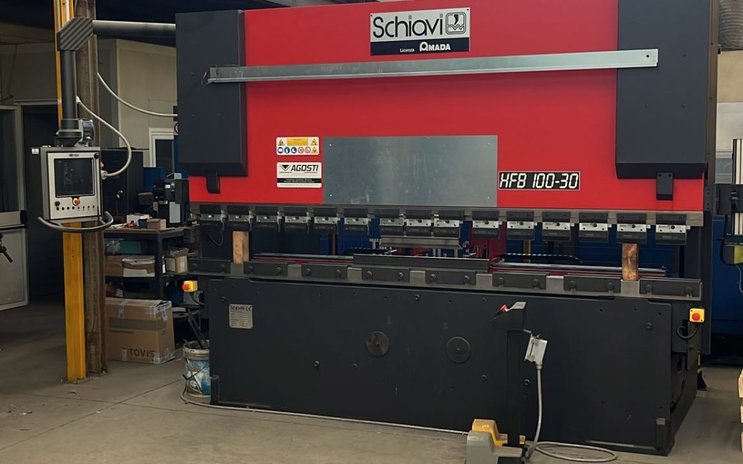 Piegatrice usata SCHIAVI HFB 100/30 cnc 8 assi